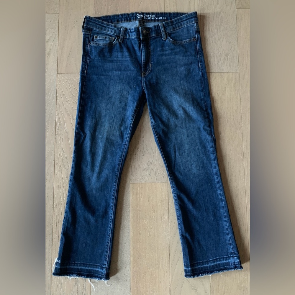 GAP Women’s Dark Blue Jeans